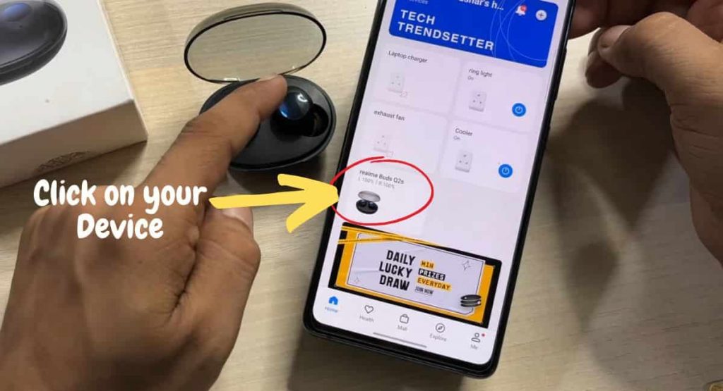 Clicking realme Buds Q2s for Button Customization Audio Device